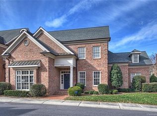 3206 Stratford Park Ct, Charlotte, NC 28210