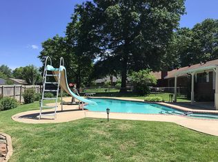 1411 Buena Vista Cir, Springdale, AR 72762