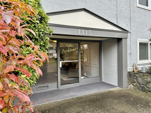 1115 Rockland Ave #403, Victoria, BC V8V 3H8