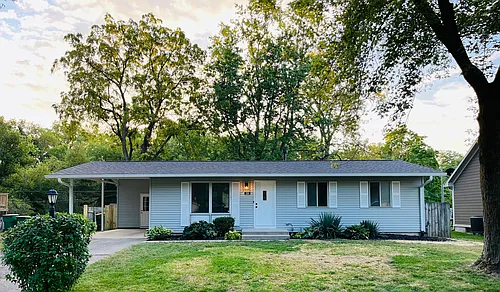 356 Westlea Dr Photo 1