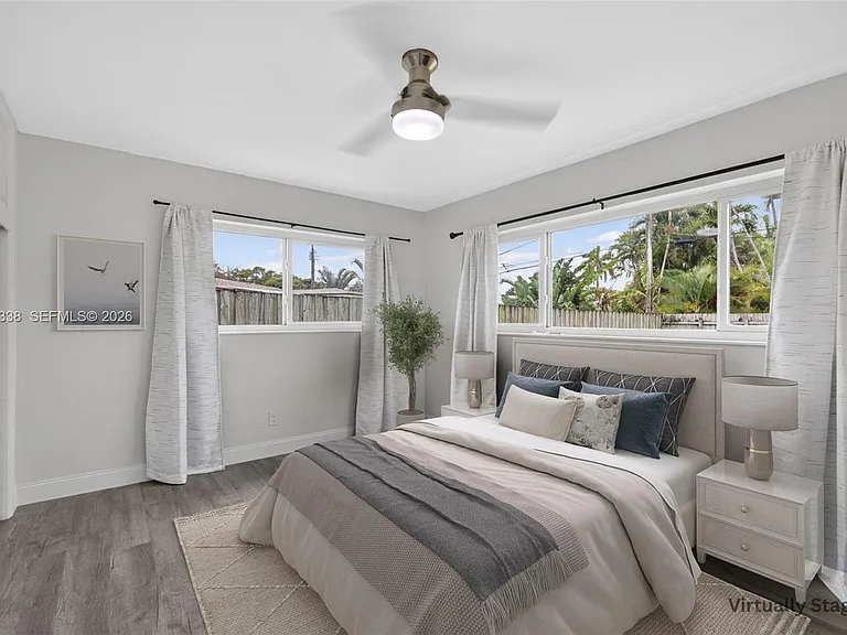 2909 NW 9th Ave — Photo 5