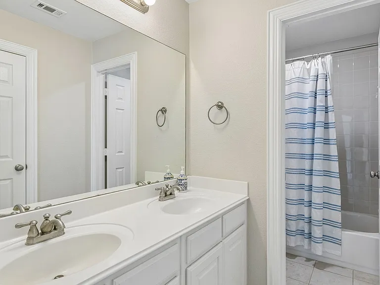 2245 Jaguar Dr — Photo 29