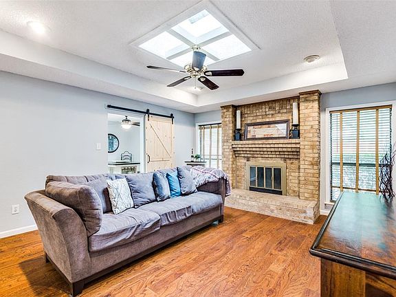 2nd image of 503 Evans Dr