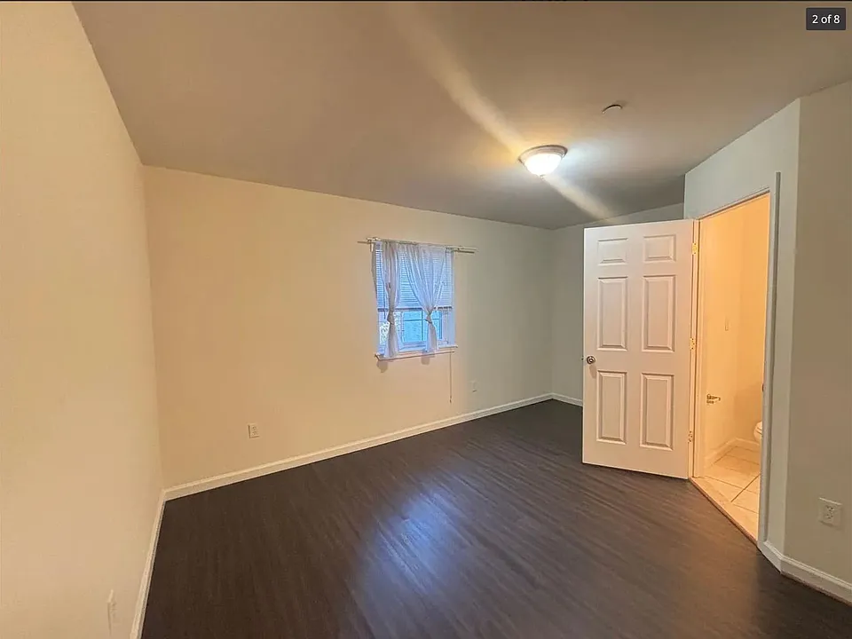 Unit Photo