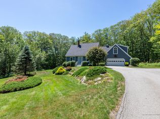 29 Kathys Ln, Rockport, ME 04856