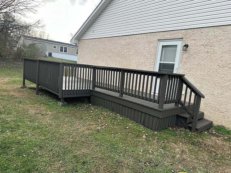 521 Charleston Ave #521 — Photo 10