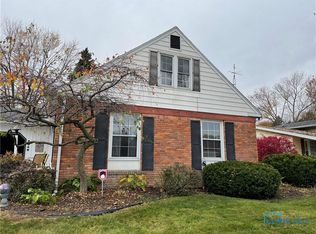 2048 Heatherlawn Dr, Toledo, OH