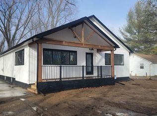 48745 Callens Rd, Chesterfield, MI 48047