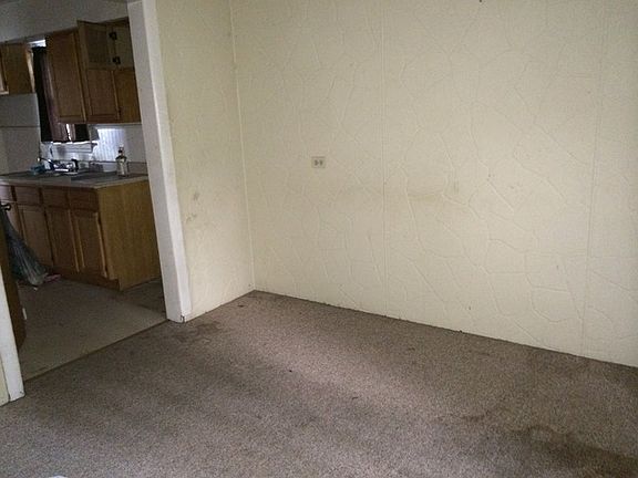 5th image of 818 Campbell Ave