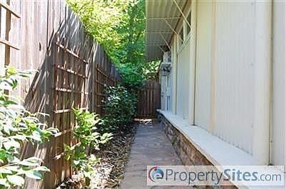 2nd image of 3717 Jeffrey Ave