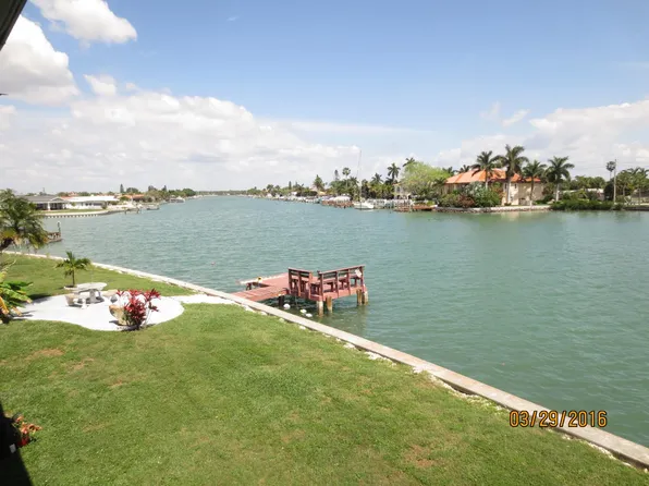 275 116th Ave, Treasure Island, FL 33706