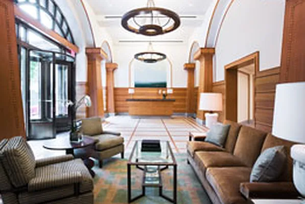 Rented by NextStopNY | media 21