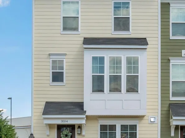 3554 Grand Forks Blvd, Charlottesville, VA 22911