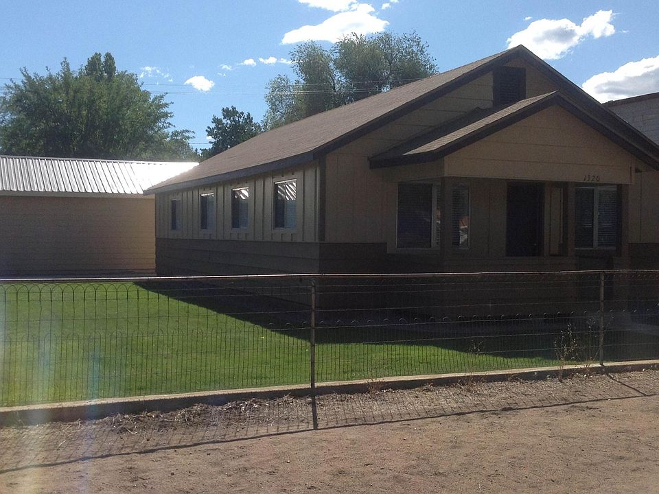 1st image of 1320 4th St