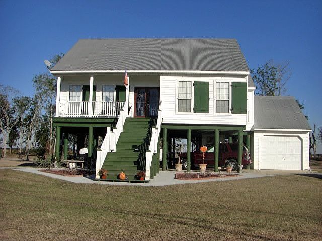 Custom Built Home with Gorgeous View of Lake Pen