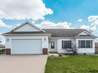 205 Maple Ridge Dr, Madrid, IA 50156