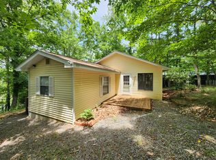 102 Whisper Ct, Moneta, VA 24121