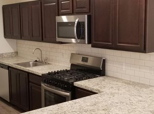 12 Honey Locust Ln APT 6, Saint Charles, MO 63303