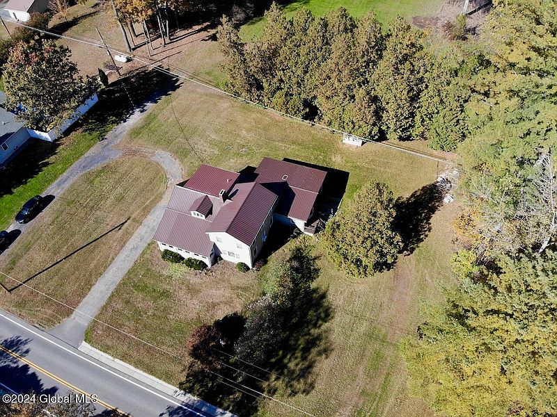 5th image of 199 Sunnyside E