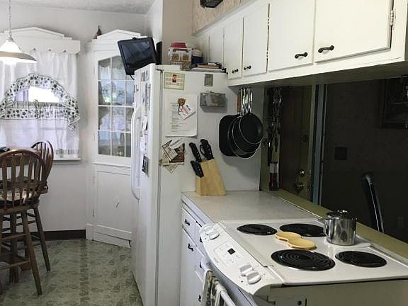 4th image of 1444 Millbrook St SE