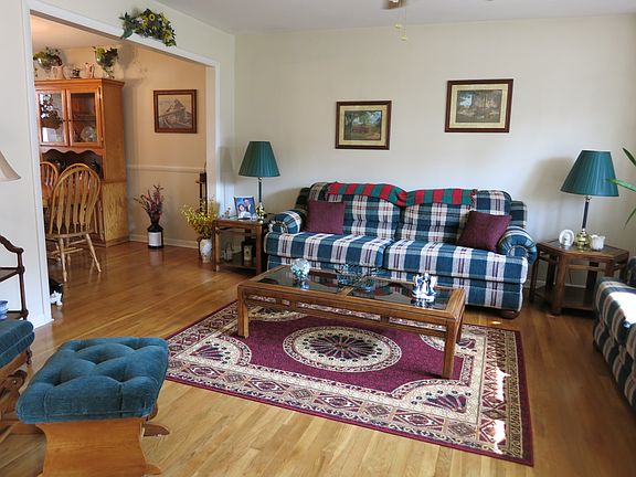 4th image of 2617 Belaire Dr