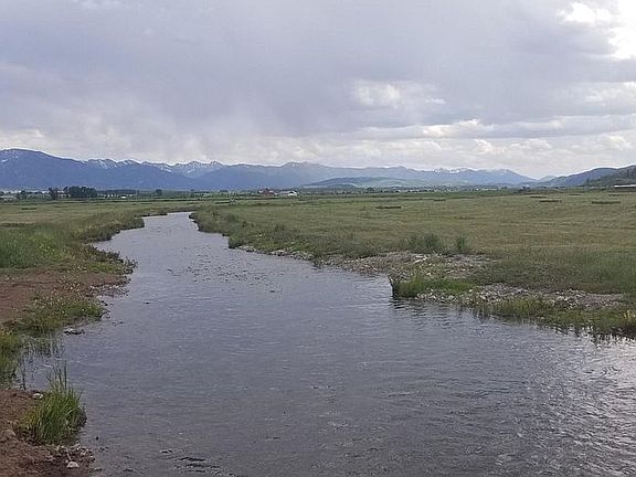 4th image of 1305 Highway 239
