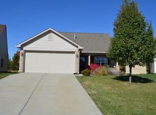 1622 Bridgecreek Xing, Greenwood, IN 46143