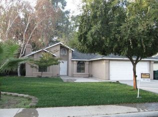 1565 W Henley Creek Rd, Reedley, CA 93654