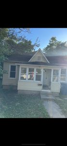 1879 Oakwood Ave, Alton, IL, 62002