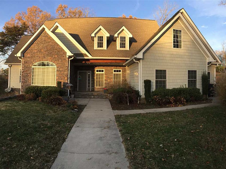 1st image of 8166 Cross Creek Dr