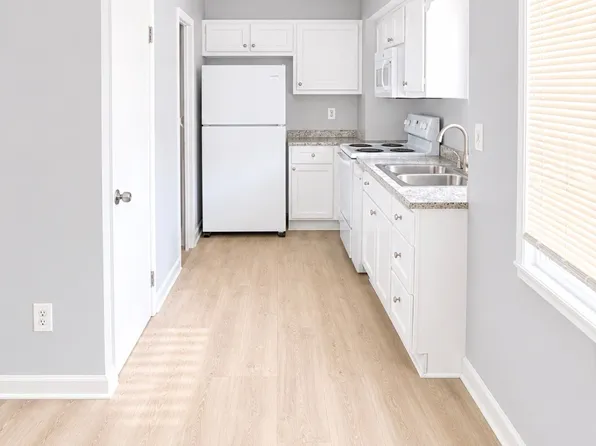 Chancellor Square, 5012 Chancellor Sq NW APT D, Huntsville, AL 35810