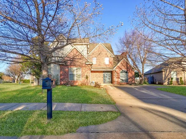 3116 Longmeadow Rd, Edmond, OK 73003