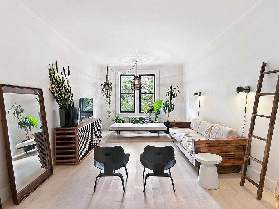 1st image of 115 Cabrini Blvd APT B32