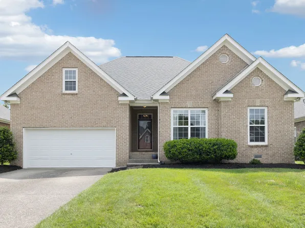 1025 Aenon Cir, Spring Hill, TN 37174