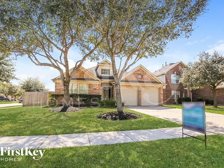 2703 Facet Creek Dr — Photo 2