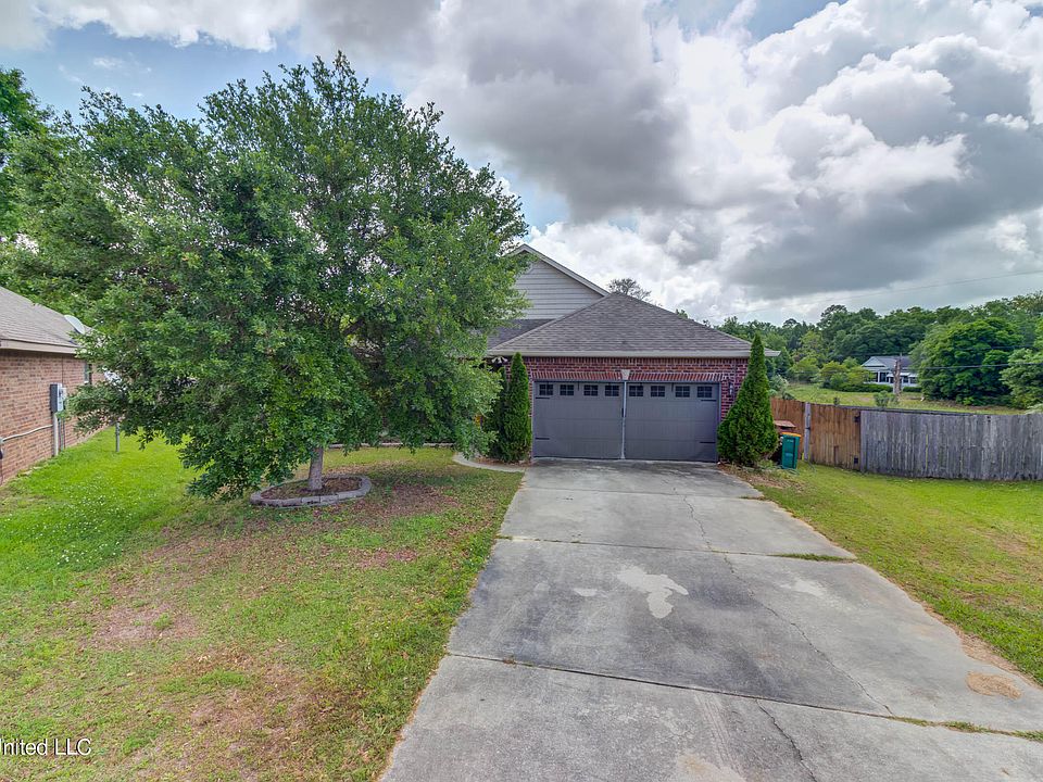 1st image of 13745 Windwood Dr