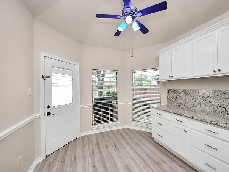 10007 Adobe Dr — Photo 14