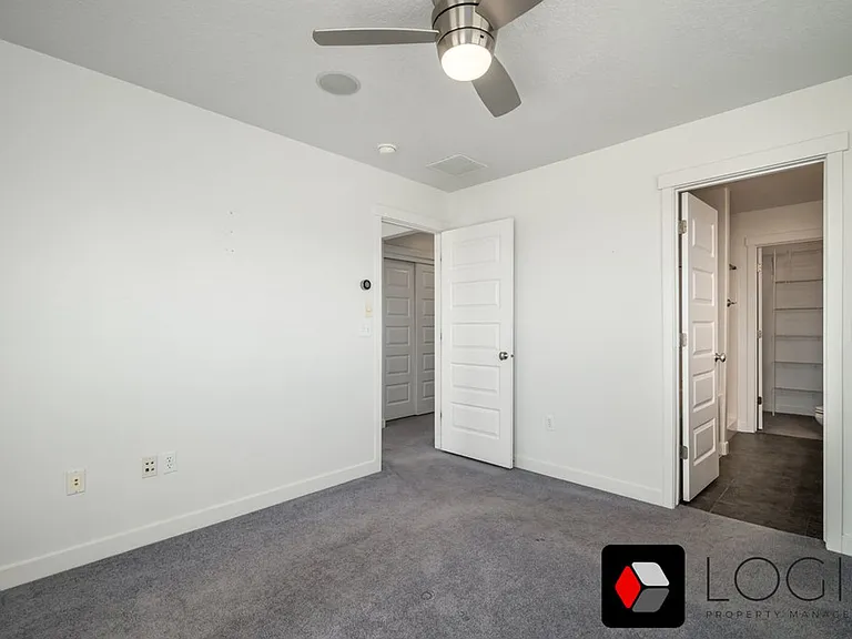 4594 W South Jordan Pkwy — Photo 11