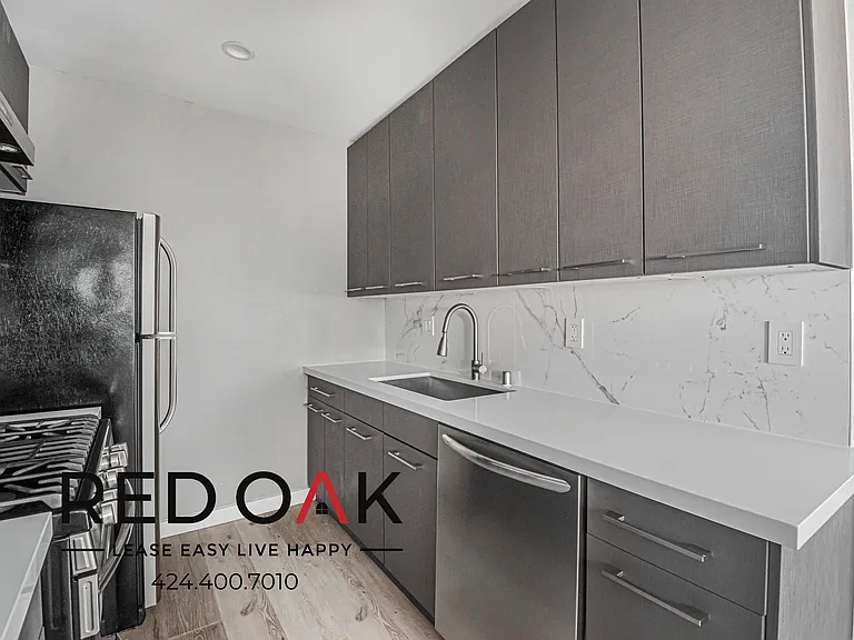514 S Mariposa Ave #204 — Photo 9