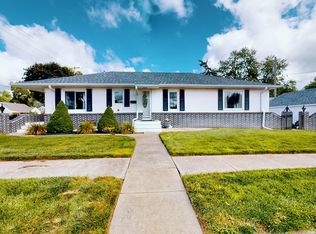663 12th Ave, Columbus, NE 68601