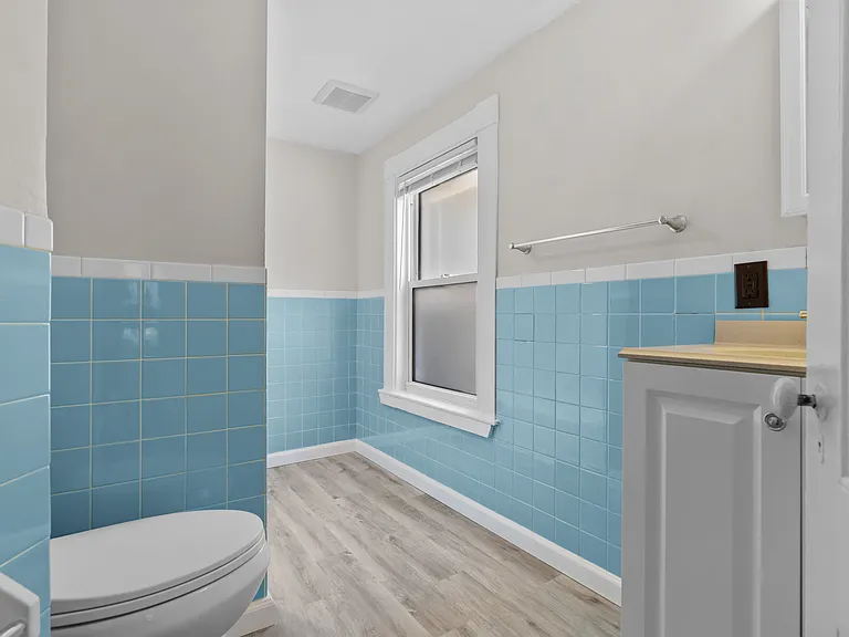 96 Bridge St #2 — Photo 11
