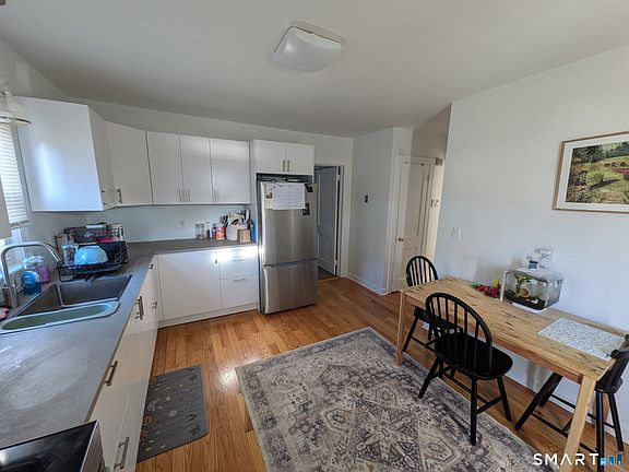 4th image of 204 Ross Rd
