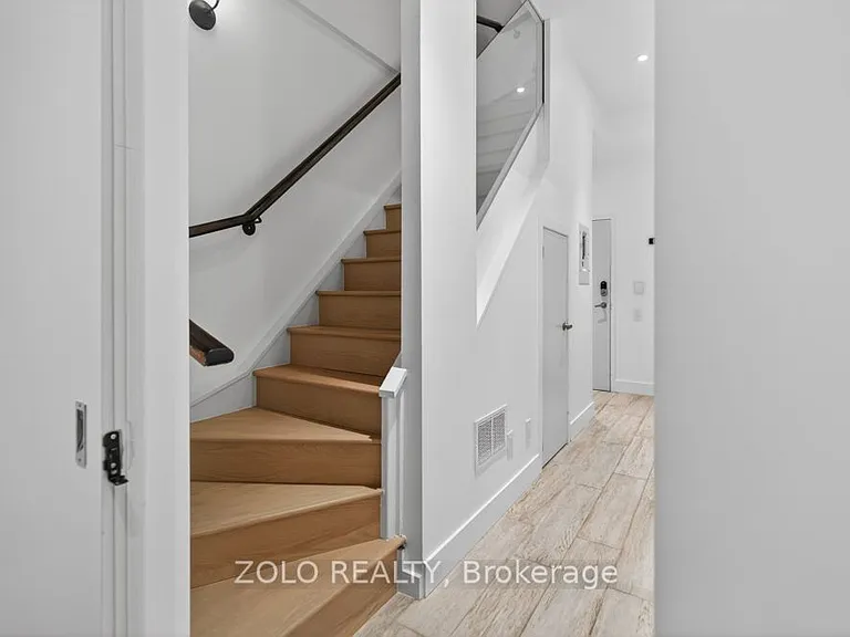 39 Old Brewery Ln #3 — Photo 16