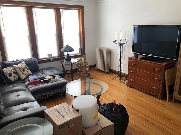 2nd image of 6834 W Medill Ave #6