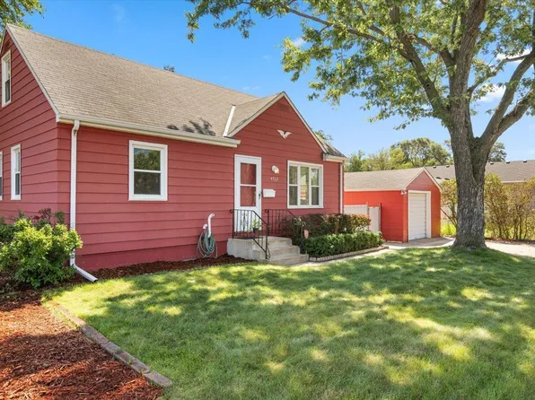 4769 2 1/2 St NE, Fridley, MN 55421