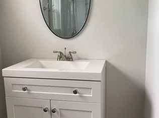 607 Jq Adams St, Oregon City, OR 97045