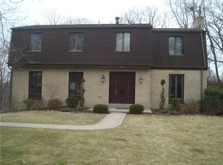 249 Lynn Ann Dr, New Kensington, PA 15068