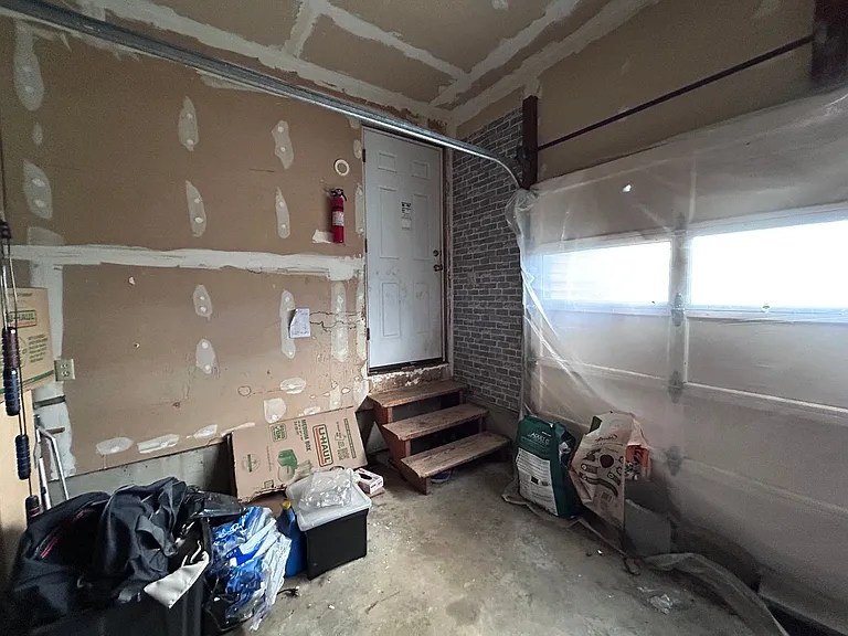 2320 Kristi Pl — Photo 34
