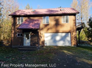 5925 Noon Rd, Bellingham, WA 98226