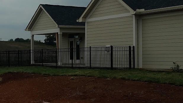 2nd image of 945 Pryse Farm Blvd